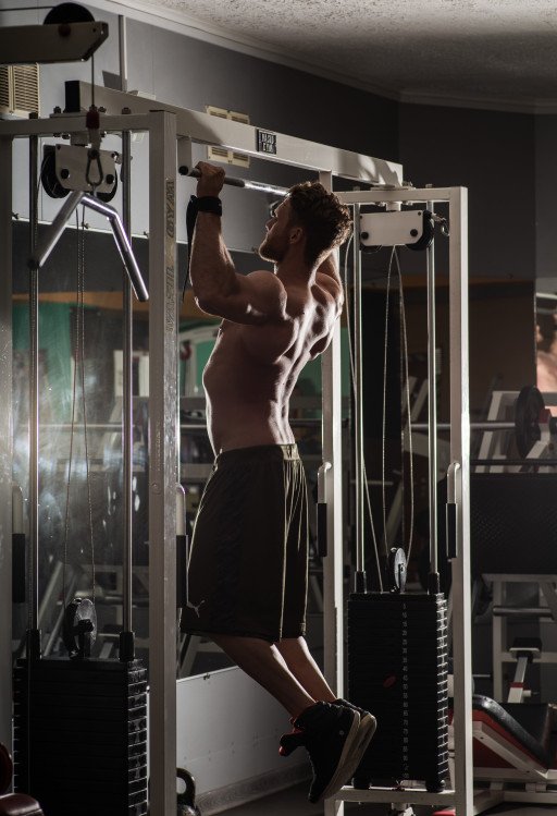 Mastering the Pull Up Bar: A Comprehensive Guide to Building Upper Body Strength